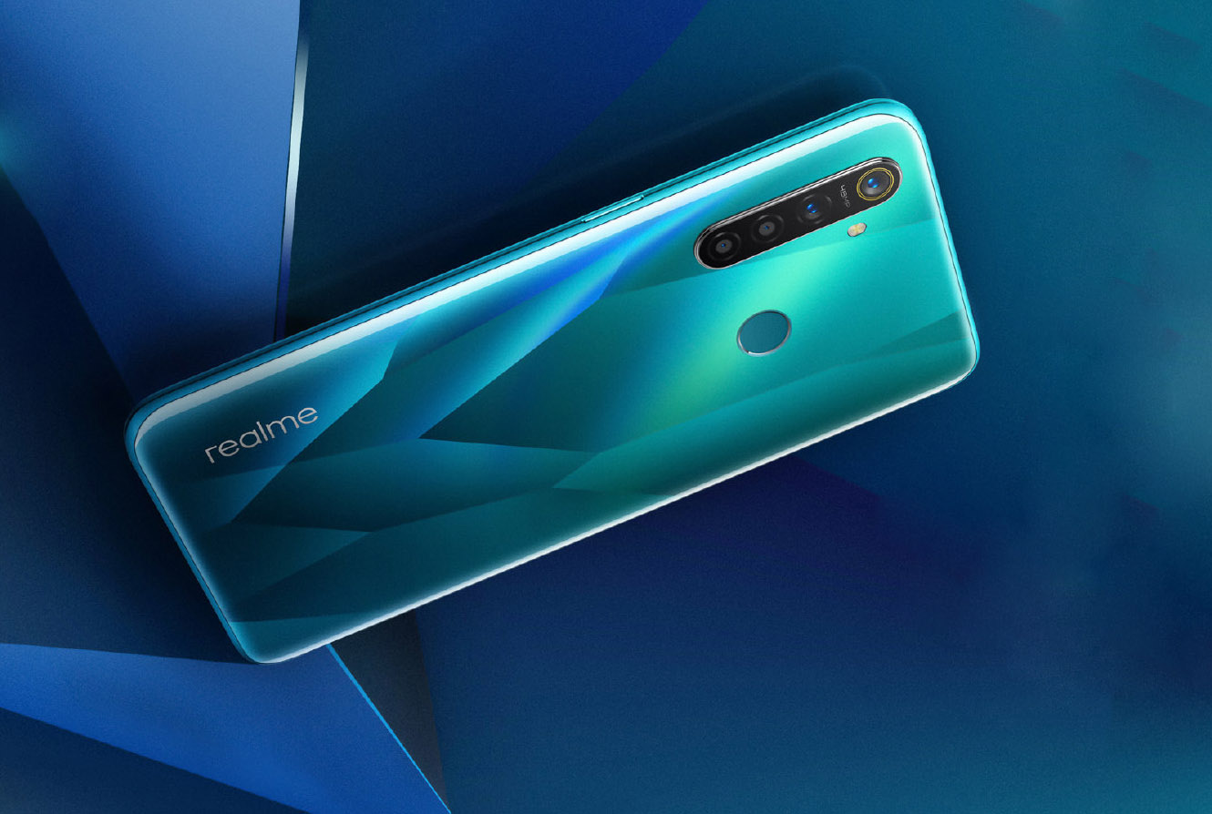 realme q晒20w闪充"吊打"红米note8!网友:这