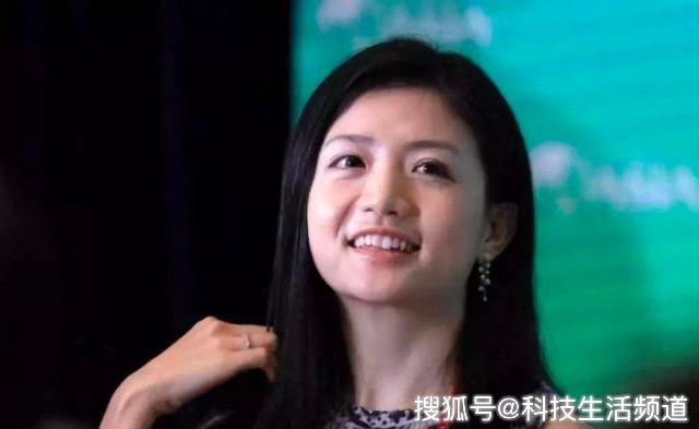 中国最美单身女富豪:马云请她都要三顾茅庐,身家百亿无人敢追_李颖