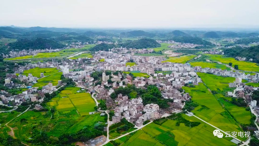 白石镇位于云浮市云安区西北部,这里有着得天独厚的自然资源:山幽