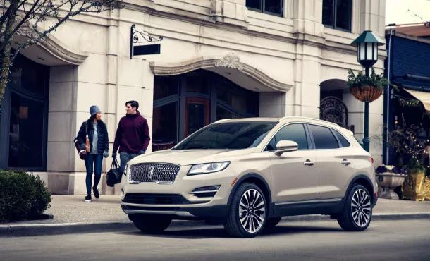 林肯之道官方图 008b8a0084f14db4b1566adbabda9557.jpeg