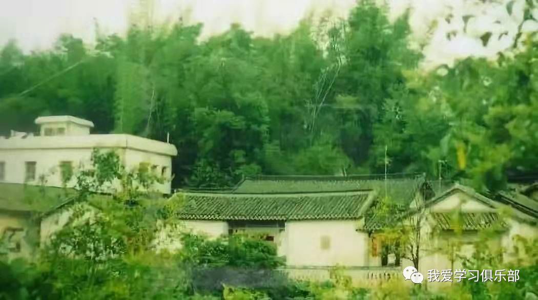 从穷小子到中国"领带大王",客家骄子曾宪梓的传奇人生