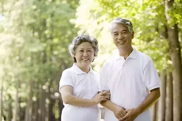 老年人专门用的头花 264128a1837048b2bce32b22bc72a184.jpeg