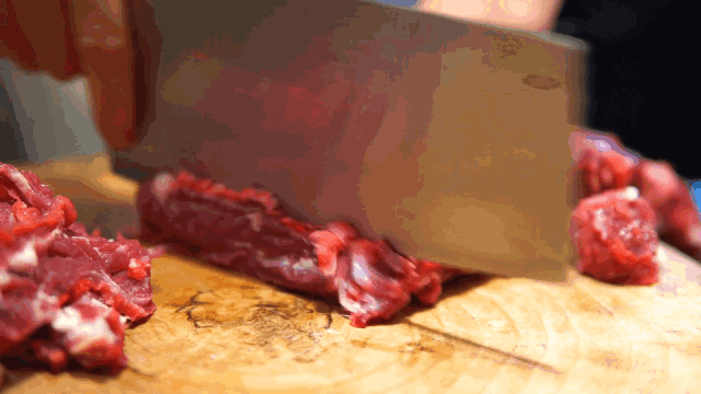 4185592a37844015831dead88ceec15a.gif