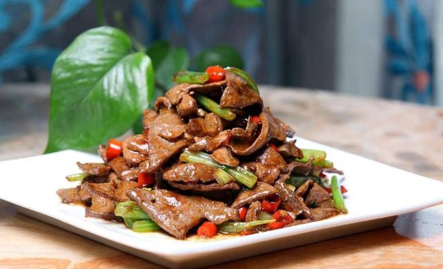 猪肝怎么炒好吃不油 51e7fa10f18840beb3b3787c282d4691.jpeg