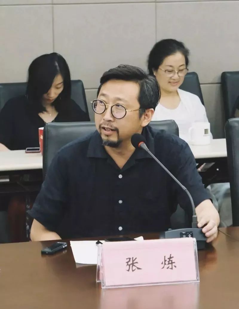 湖北美术学院教务处处长,湖北版画艺委会副主任张炼南京艺术学院版画