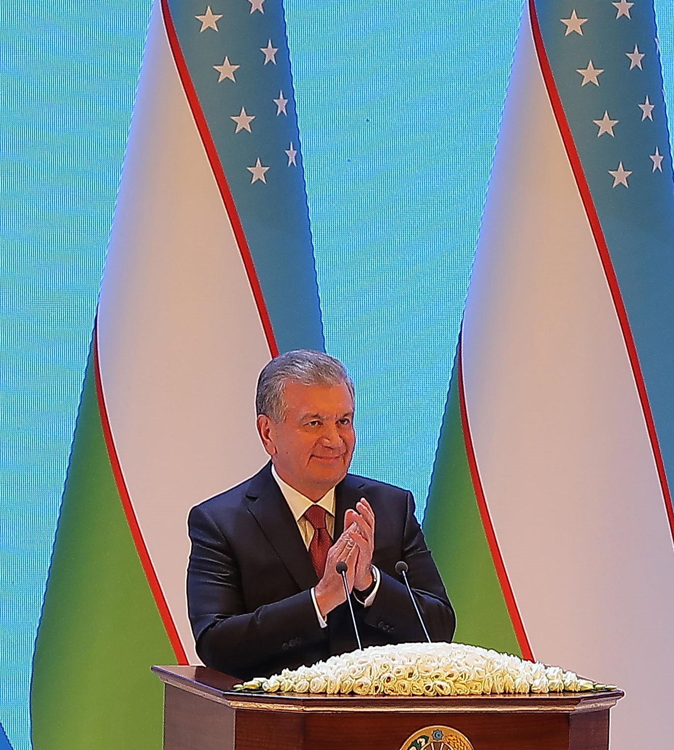 乌兹别克斯坦举行活动庆祝独立28周年