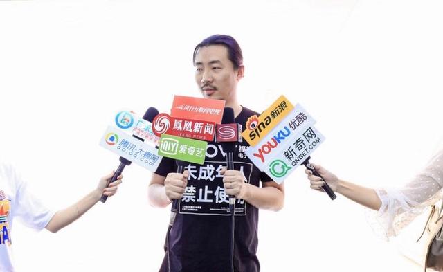 福禄电子烟亮相2019深圳电子烟展:跨越行业红