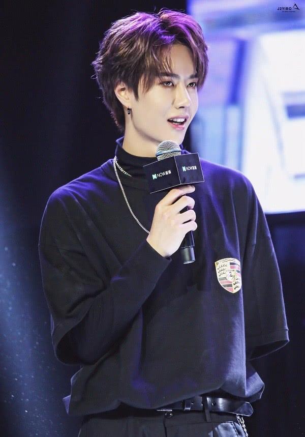 王一博改过名字?原名好听又高冷,网友直呼:不改早火了