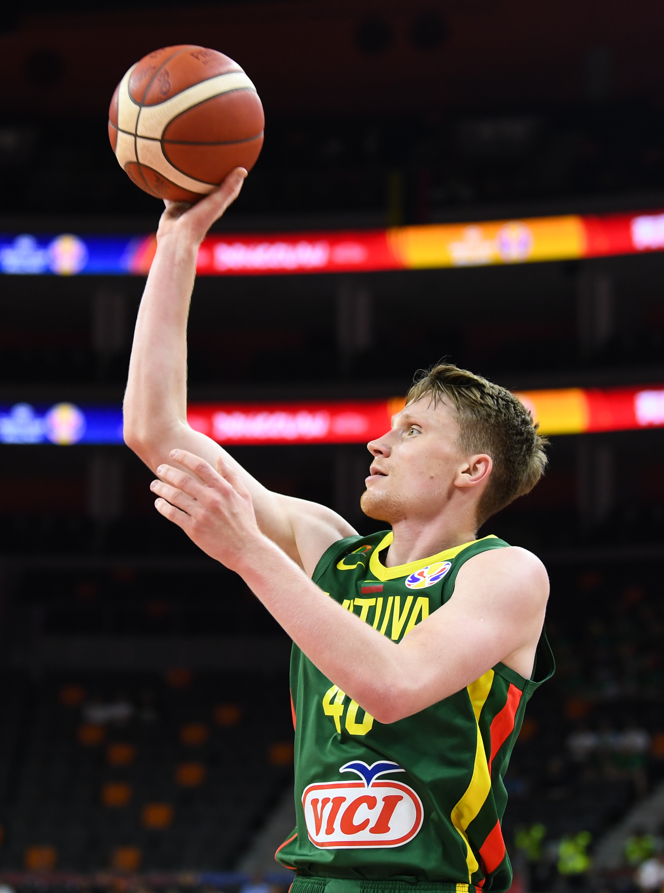 篮球——小组赛：立陶宛队胜塞内加尔队