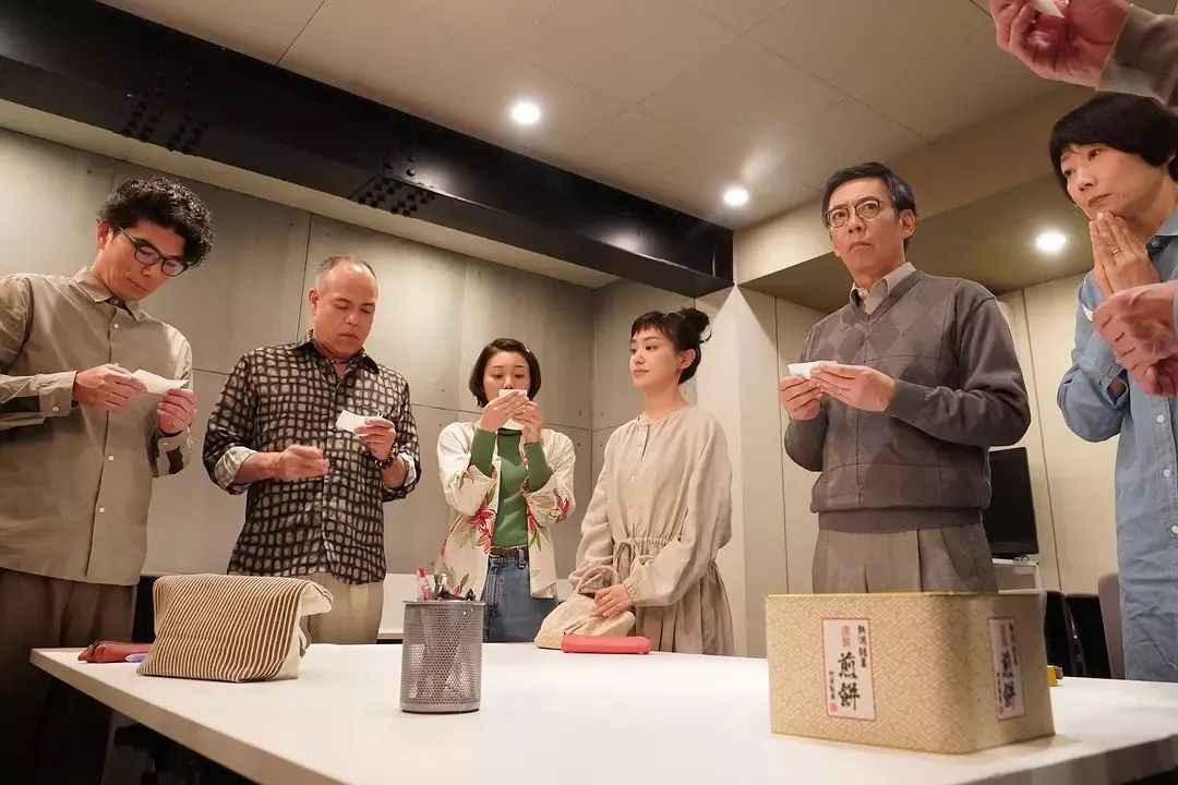 2019日本年度悬疑神剧《轮到你了》上演真人版“狼人杀”，一集死一人?