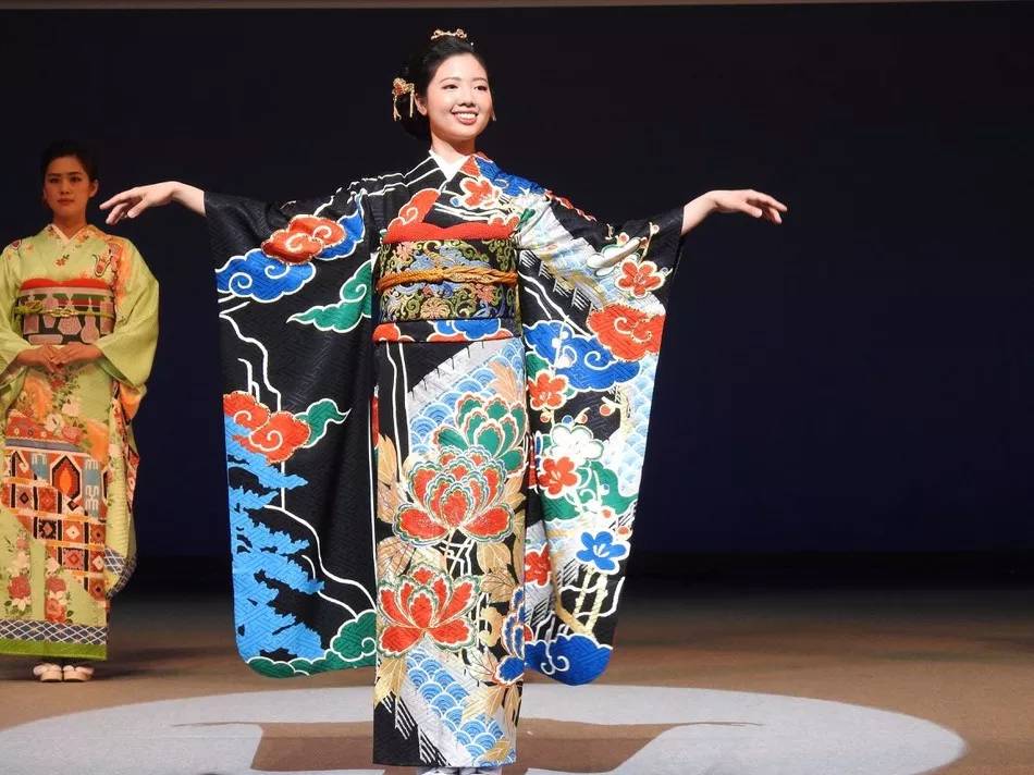 日本和服老店为 196 个国家定制奥运会和服,中国版太惊艳
