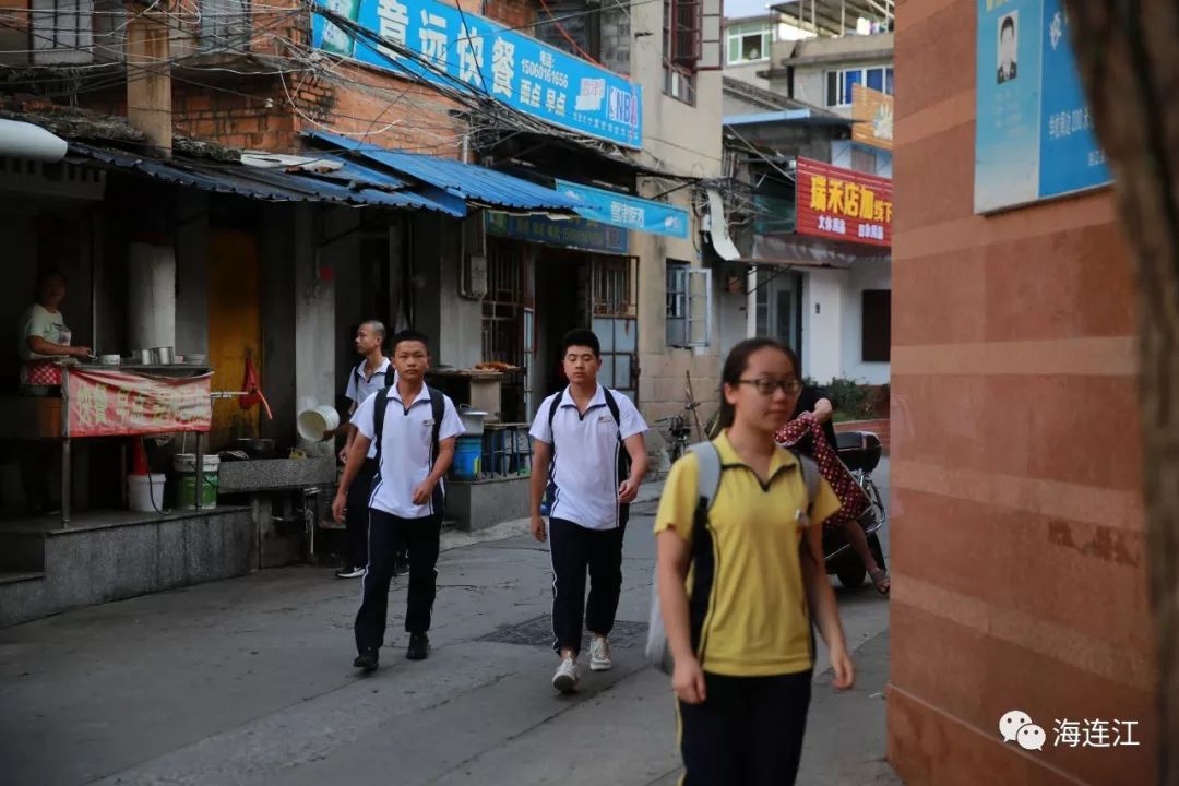 连江一中今天正式开学