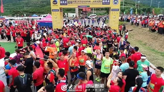 月湖区GDP增长2019_小丑2019图片(2)