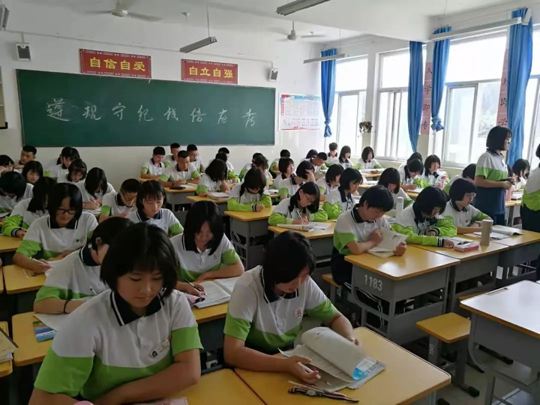 新学期磁县这部开学大片好暖心