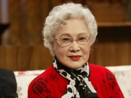 98岁的秦怡告诉你,美人为何不迟暮!简单5句话