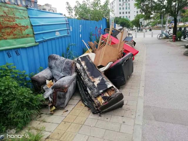 环卫排名_环卫工人图片(3)