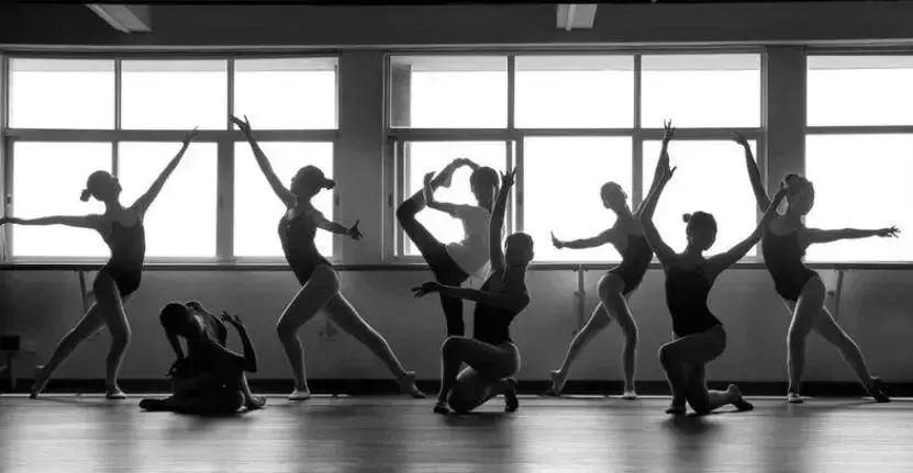 几个月开始学舞蹈 6dc0d2198a714490b859fc44fae60bf3.jpeg