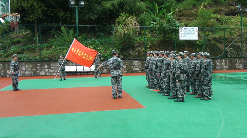 武隆区:白云乡召开2019年基干民兵整组点验大会