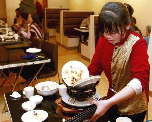 什么人不适合做餐饮生意 a77fec4c089a4dedaaece07821cb7194.jpeg