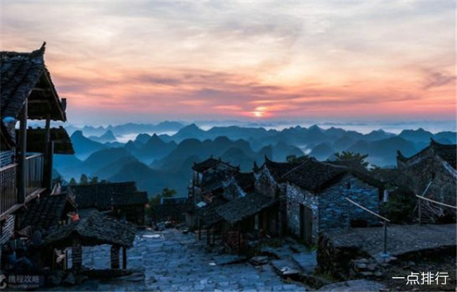 十大旅游景点,千年瑶寨始建于宋代时期,规模相