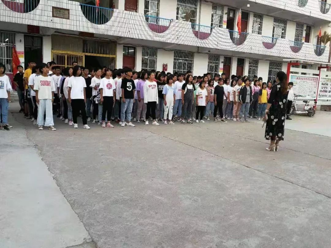 鄢陵二高上周发生的事