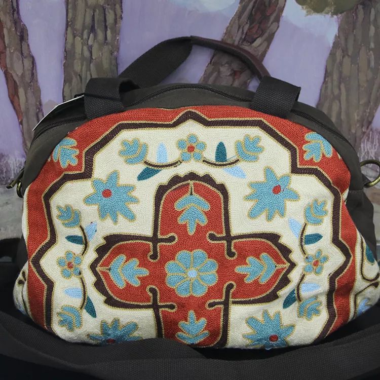 给我几秒钟让你迷恋上新疆. 这些特色手工艺品