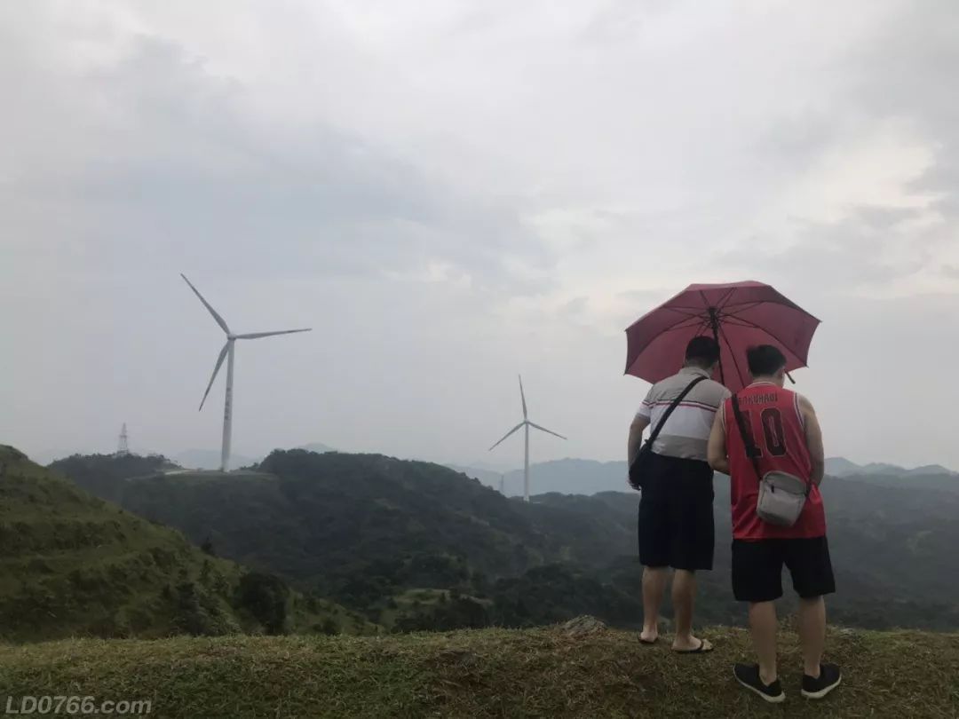 罗定婚纱_罗定风车山(3)