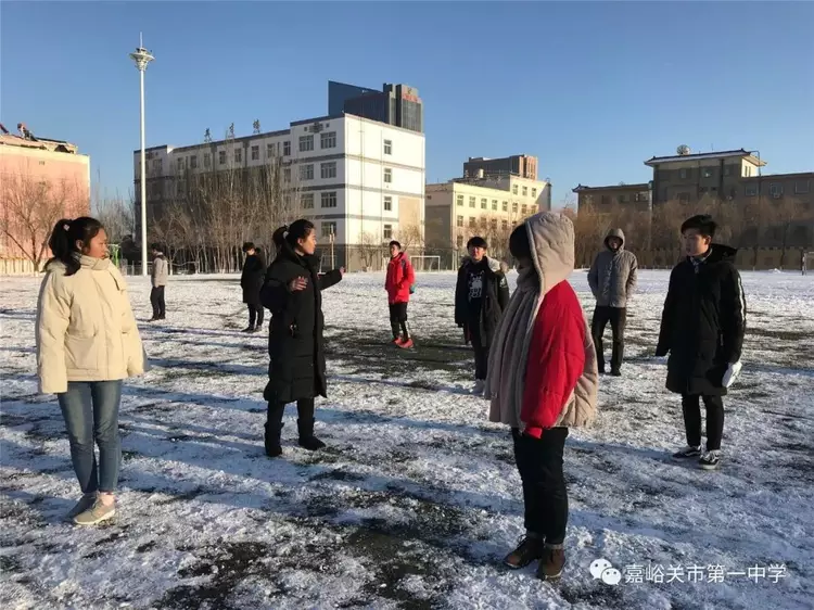 嘉峪关市一中在全国机器人大赛中喜获佳绩