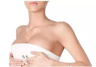 如何练胸部 2f39577a210b4d17b031446e596f8d18.jpeg