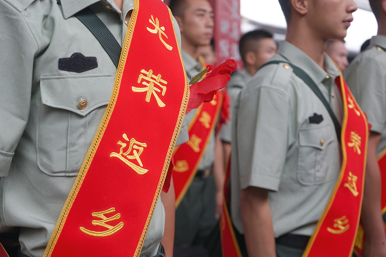 原创老兵,欢迎回家!四川各地迎接退役军人光荣返乡