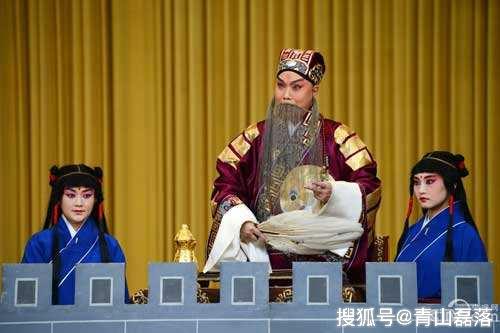 京剧《空城计》诸葛亮:我本是卧龙岗散淡的人
