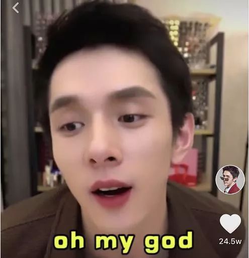 我们为你精心准备了征文活动 用笔触吼出你对她的万千热爱吧 现在