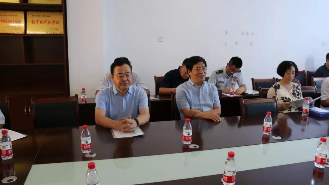 李永元到六合街道开展学校安全监督检查