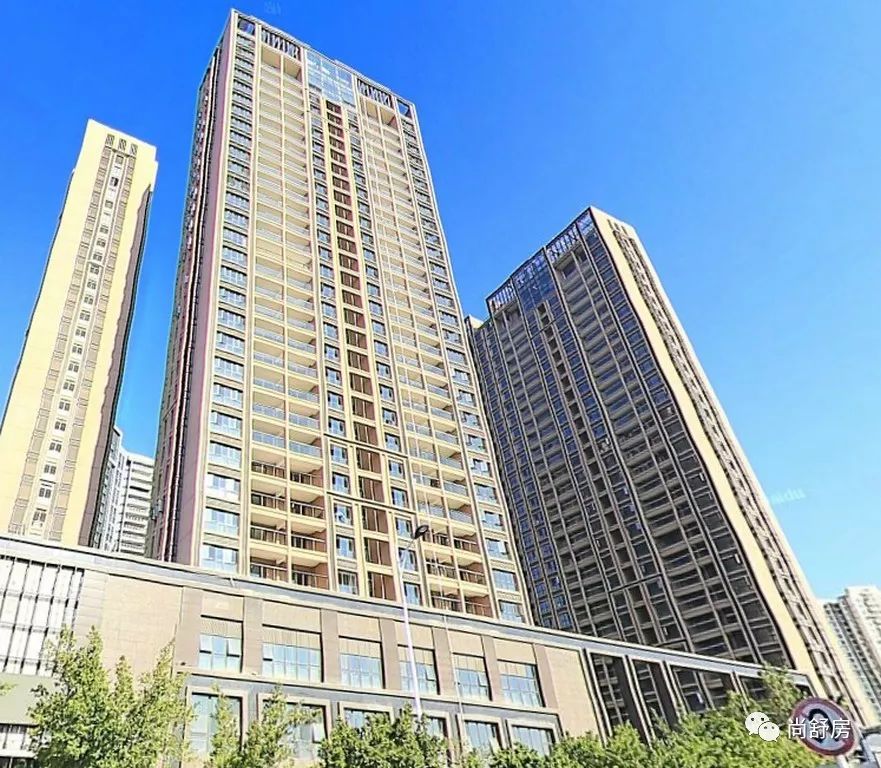 宝安四房1590万天御豪庭162m05