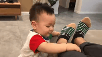 搞笑gif段子:小朋友,你的这一拳就很灵性了!
