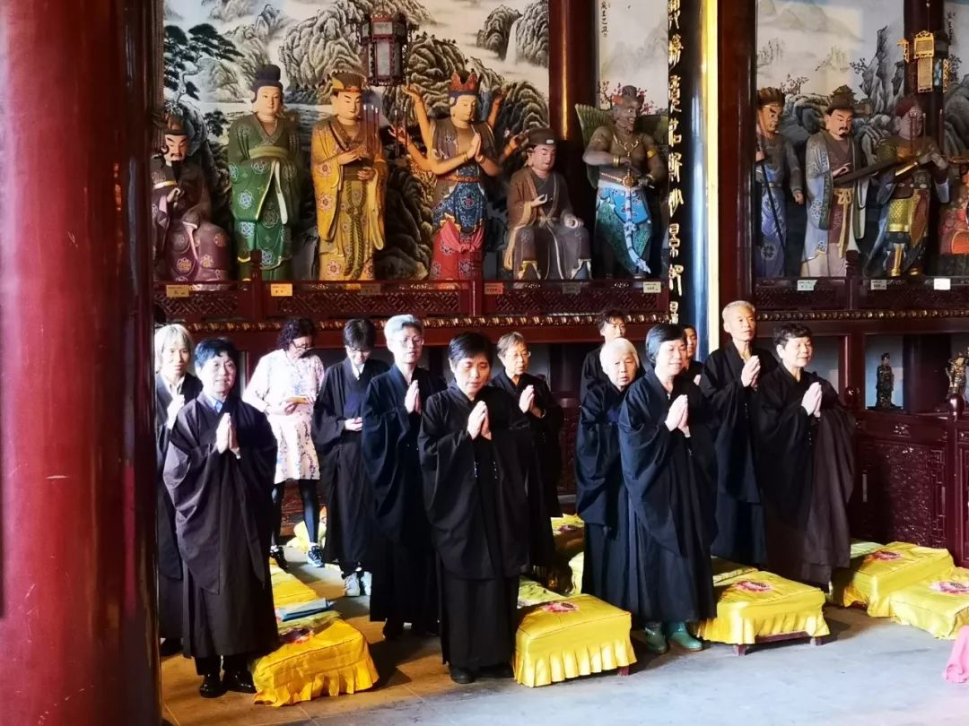 今逢盛世,法筵广开,无锡市永兴寺住持释觉宏感佛陀恩泽,迎请十八罗汉