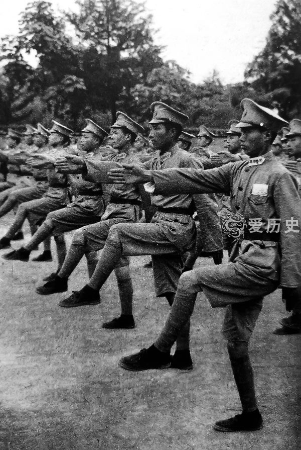 原创汪伪汉口警察学校日本人把持大权中国人一举一动都受监视
