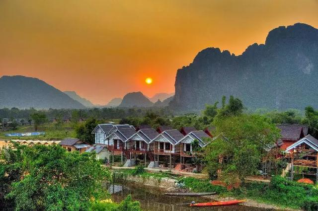中国怎么去老挝旅游 7f942bf2f3da4d0f988d9f4dd018e80b.jpeg