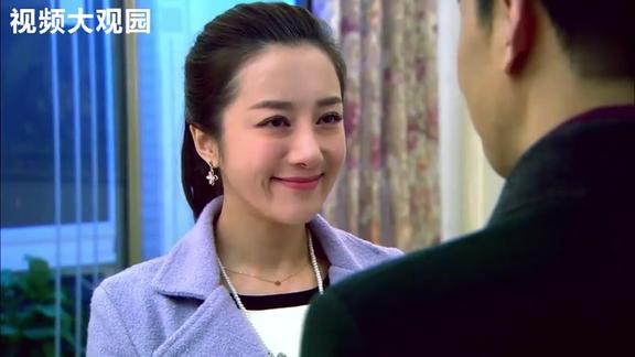 家和万事兴刘嘉佑在张晓君的家中喝酒谁知妻子宋香来找他