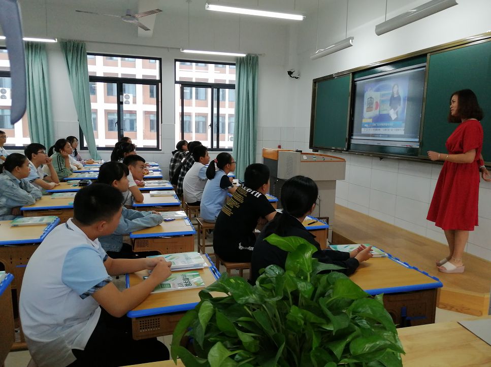 开学前,锦荷中学初一新生入学培训世茂实验小学开学前,一