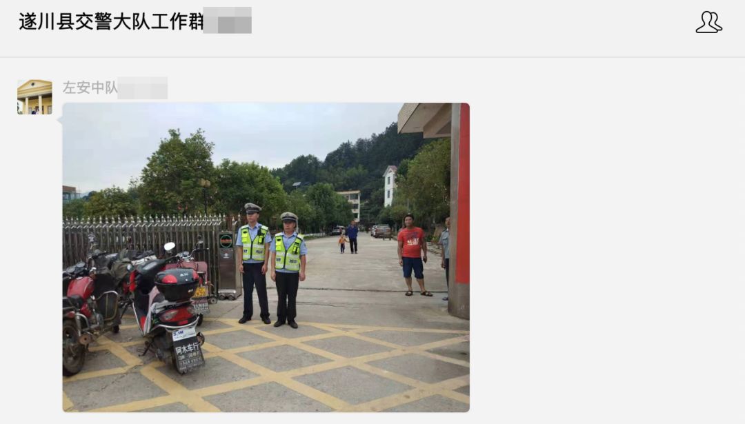 开学第一天,遂川交警绿色护校,严查各类交通违法!