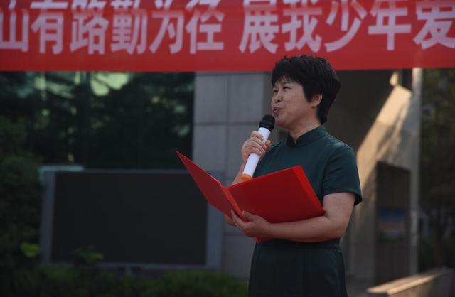 潍坊高新双语学校开学第一天纪实