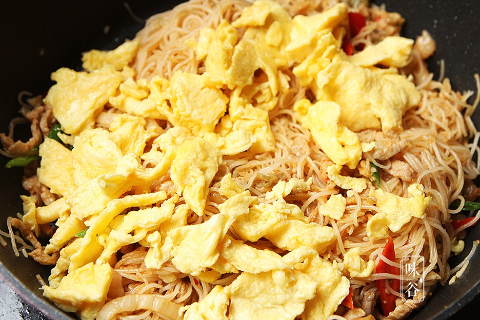 米粉是用什么米粉炒 c264b1cb9f9348ec8cd00a1f3bbacff3.jpeg
