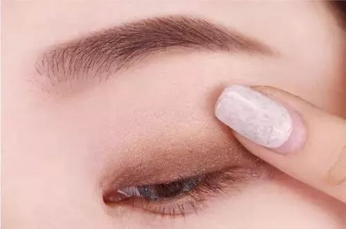 开眼角图解 cbe44ec474534d2aad223e6626e4fb8e.jpeg