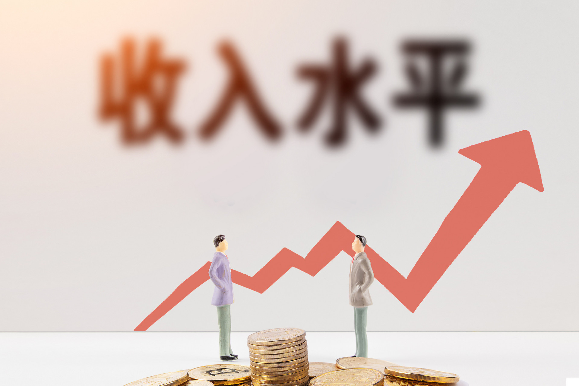 贵港人均收入_贵港高铁站图片(2)