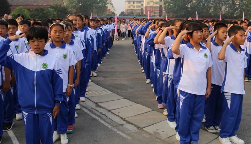 刘桥中心学校认真上好开学第一课