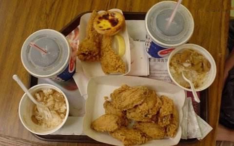 kfc人均_原神诺艾尔kfc图片