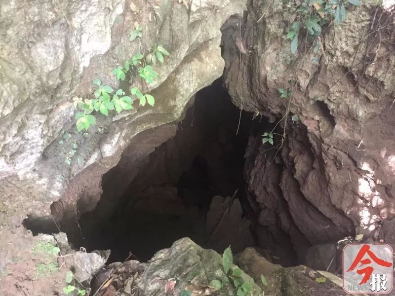 广西柳州一处溶洞里疑有三人被困，救援人员集结正在搜救
