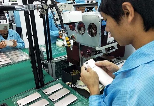 实拍oppo手机工厂