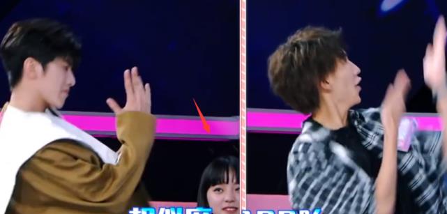 欧阳娜娜唱歌全程 1c6598aea4e544c486e6e3fbc5ba0e61.jpeg